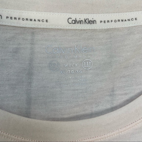 Calvin Klein Performance Lightweight Tank Top Woman’s Size XL Pastel Peach NWT - Picture 2 of 8